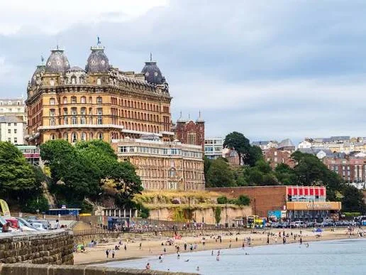 Harwich sahili ve Essex kıyısındaki tarihi denizcilik kasabası