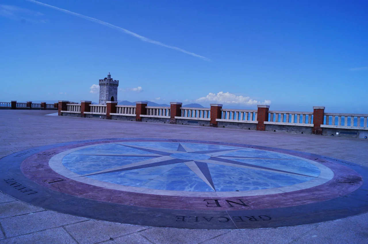 Piombino feribot varış noktası
