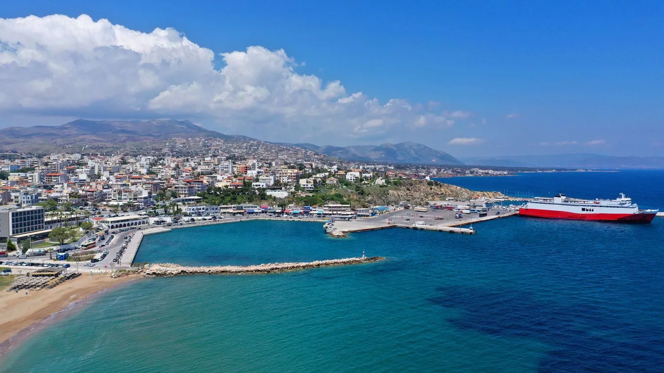 Rafina Feribot İskelesi