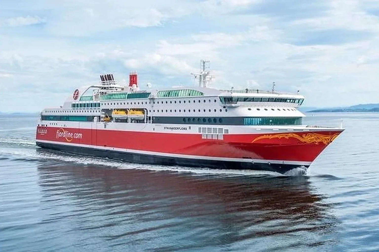 Danimarka ve Norveç arasındaki Fjord Line yolcu ve araç feribotu