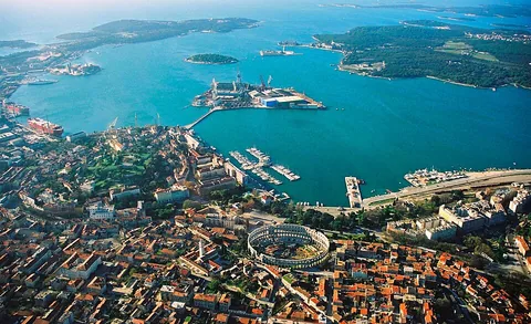 Pula, Hırvatistan manzarası